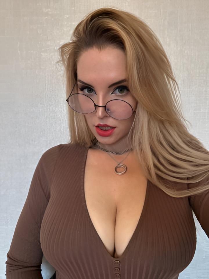 Даша привлекальеная девушка из Выборга цена от 4000 руб