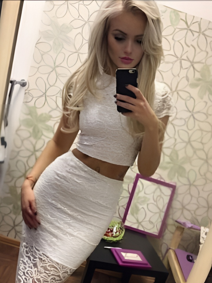 Эльмира привлекальеная девушка из Выборга цена от 1500 руб