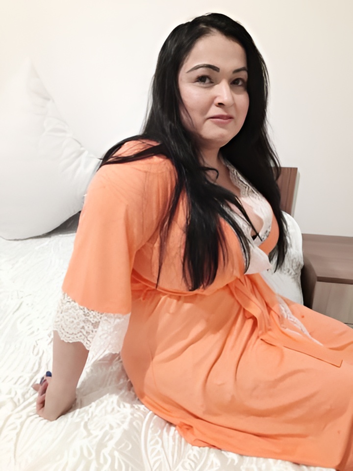 Лилия привлекальеная девушка из Выборга цена от 4000 руб