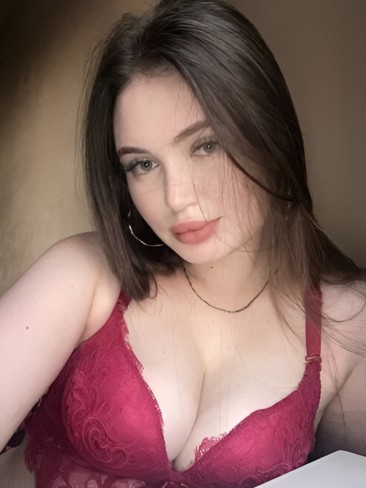 Милана привлекальеная девушка из Выборга цена от 5000 руб