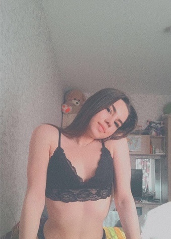 Лизка привлекальеная девушка из Выборга цена от 3500 руб