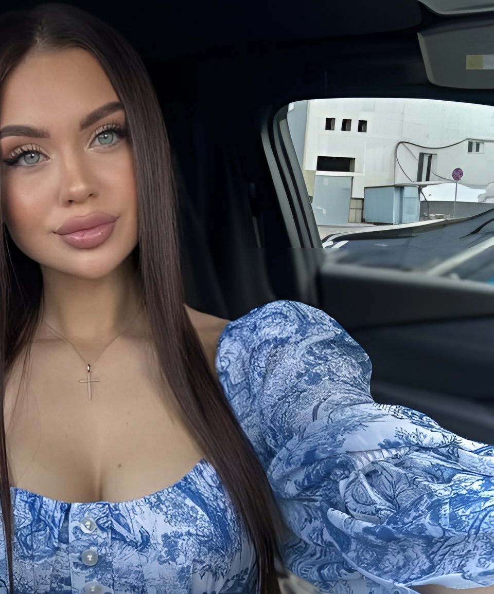 Индивидуалка МАЛЛИНА, доступна для личного знакомства от 18000 руб