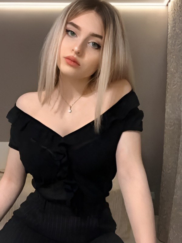 Кира привлекательная девушка из Выборга цена от 1500 руб