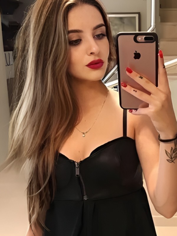 Снежанна привлекательная девушка из Выборга цена от 2000 руб