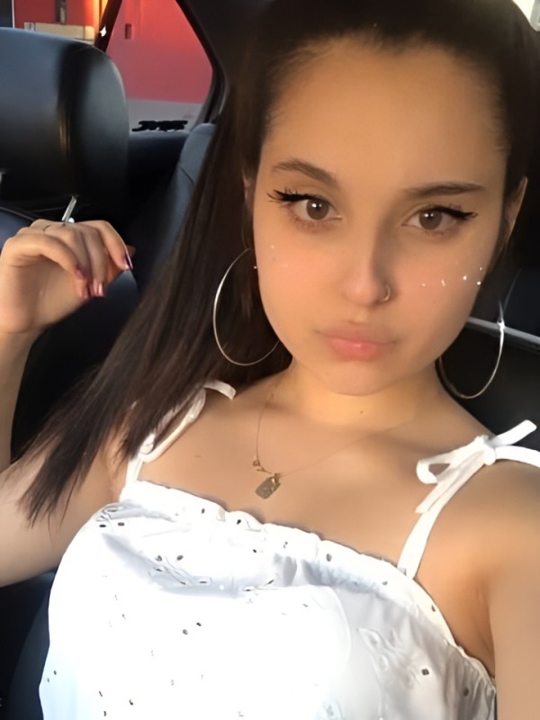 Жоржина привлекательная девушка из Выборга цена от 10000 руб