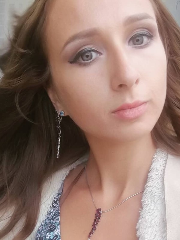 Инга привлекательная девушка из Выборга цена от 3500 руб