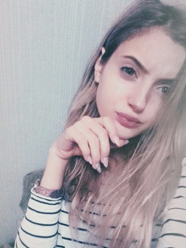 Эльза привлекательная девушка из Выборга цена от 3500 руб