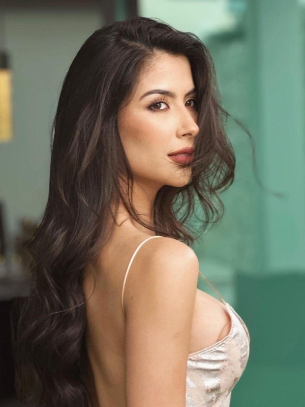 Лика привлекательная девушка из Выборга цена от 4500 руб