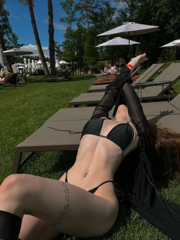 Юля привлекательная девушка из Выборга цена от 5000 руб