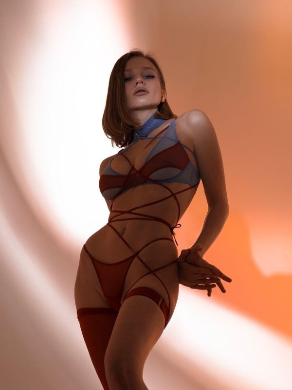 Ева привлекательная девушка из Выборга цена от 8000 руб